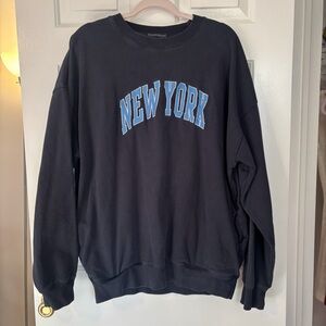 Brandy Melville Black New York Sweatshirt